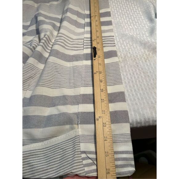 Playpen crib bedding sheet gray white stripes 26"x39" - Picture 5 of 5